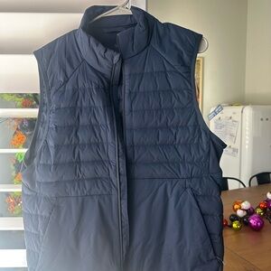 Lululemon Men’s Vest - BLUE - Down for it all